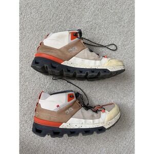 On Running Cloudrock Edge Raw Mens 9 Hiking Boots Sand Orange